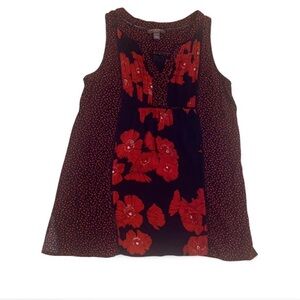 A Pea in the Pod Maternity Red and Navy Floral Top